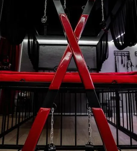 Secret Bdsm - Adults Only * ブラチスラヴァ