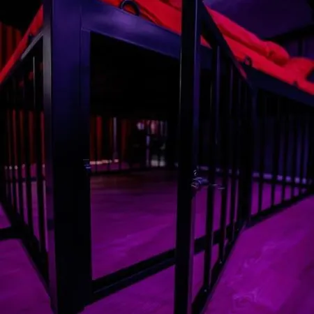 Bdsm V Bratislave -adults Only Apartment *